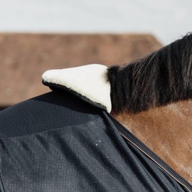 Kentucky Horsewear Horse Bib Protection Garrot Mouton